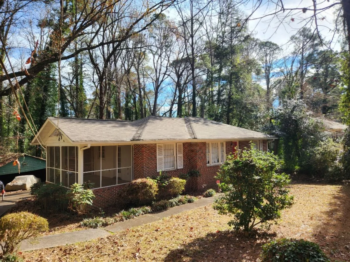 Standard Gutter Cleaning – Chelsea Way NW, Acworth GA