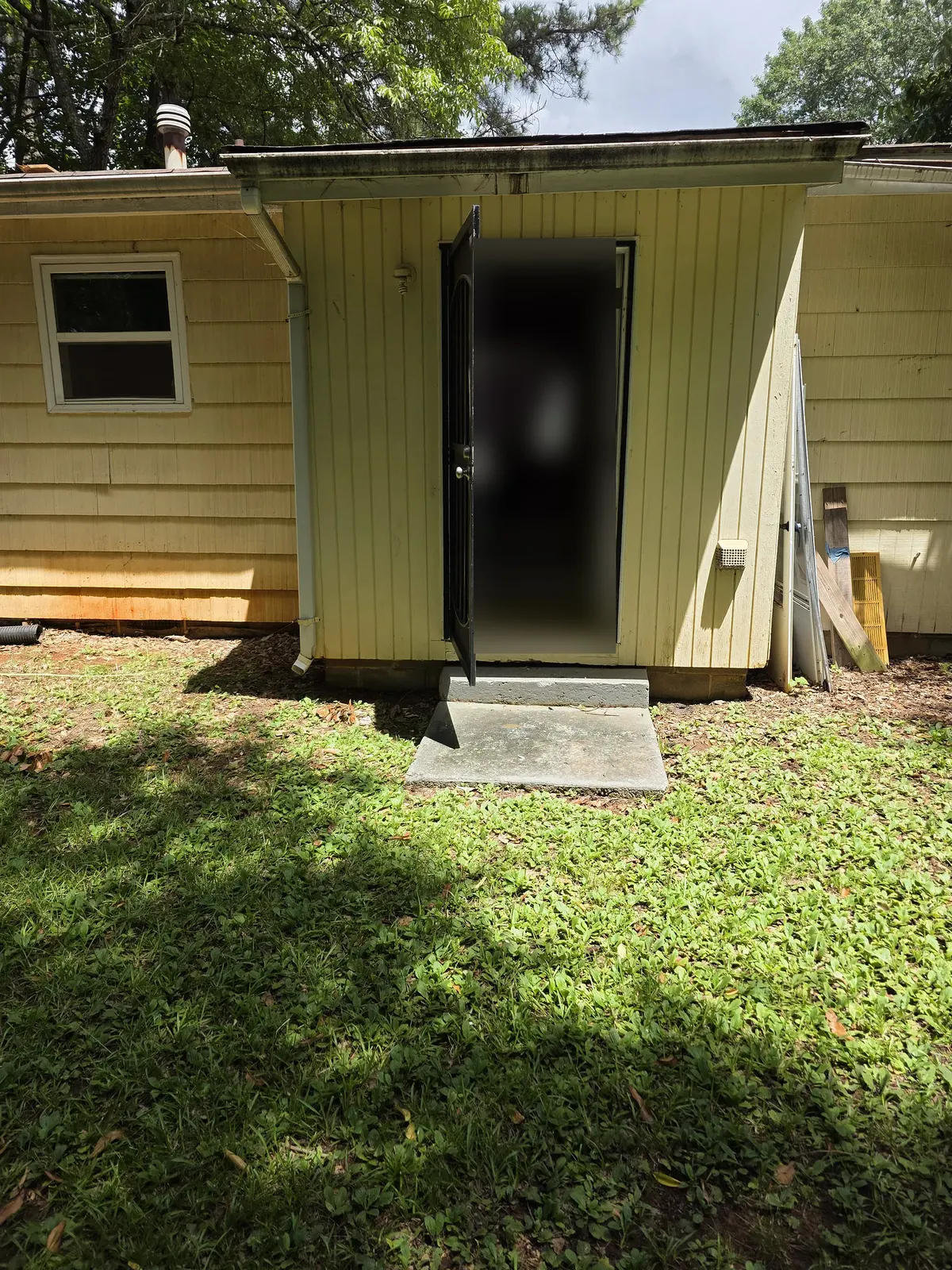 104 ft of Black 6-Inch Gutter and 36 ft of New Fascia – Collingwood Terrace — photo 3 of 4