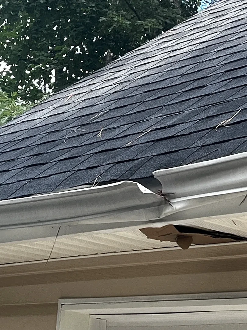 26 ft of White 6-Inch Gutter Above the Garage – The Farm Road — photo 3 of 5